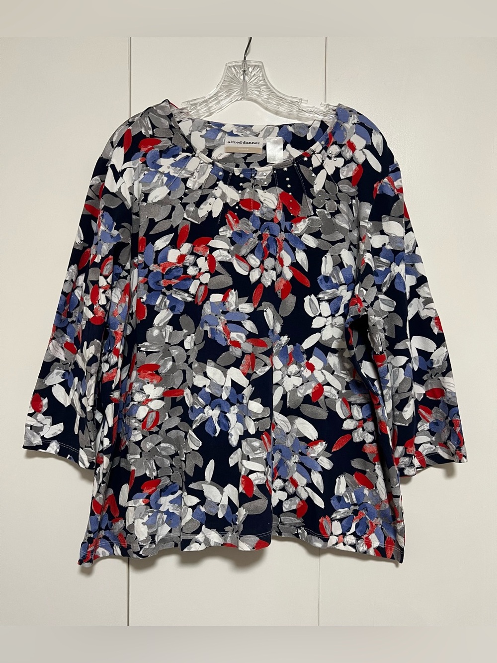 Alfred Dunner Woman 2X Abstract Floral 3/4 Sleeve Knit Top Navy Red Rhinestone